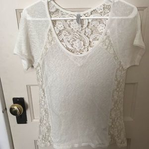 Vanity Large shirt with beautiful lace details